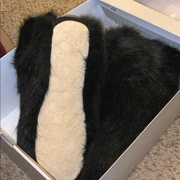 Ugg slipper boots - Picture 5 of 7